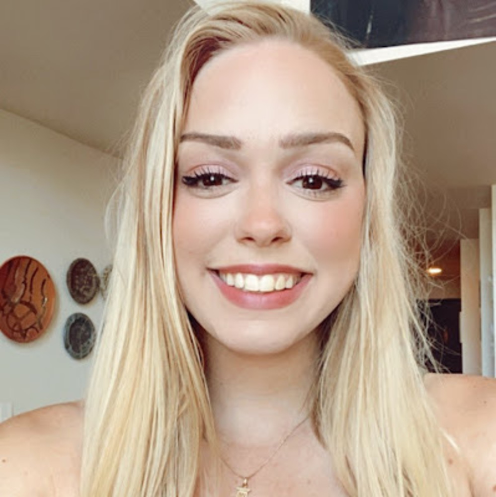 Meet your Posher, Emily k
